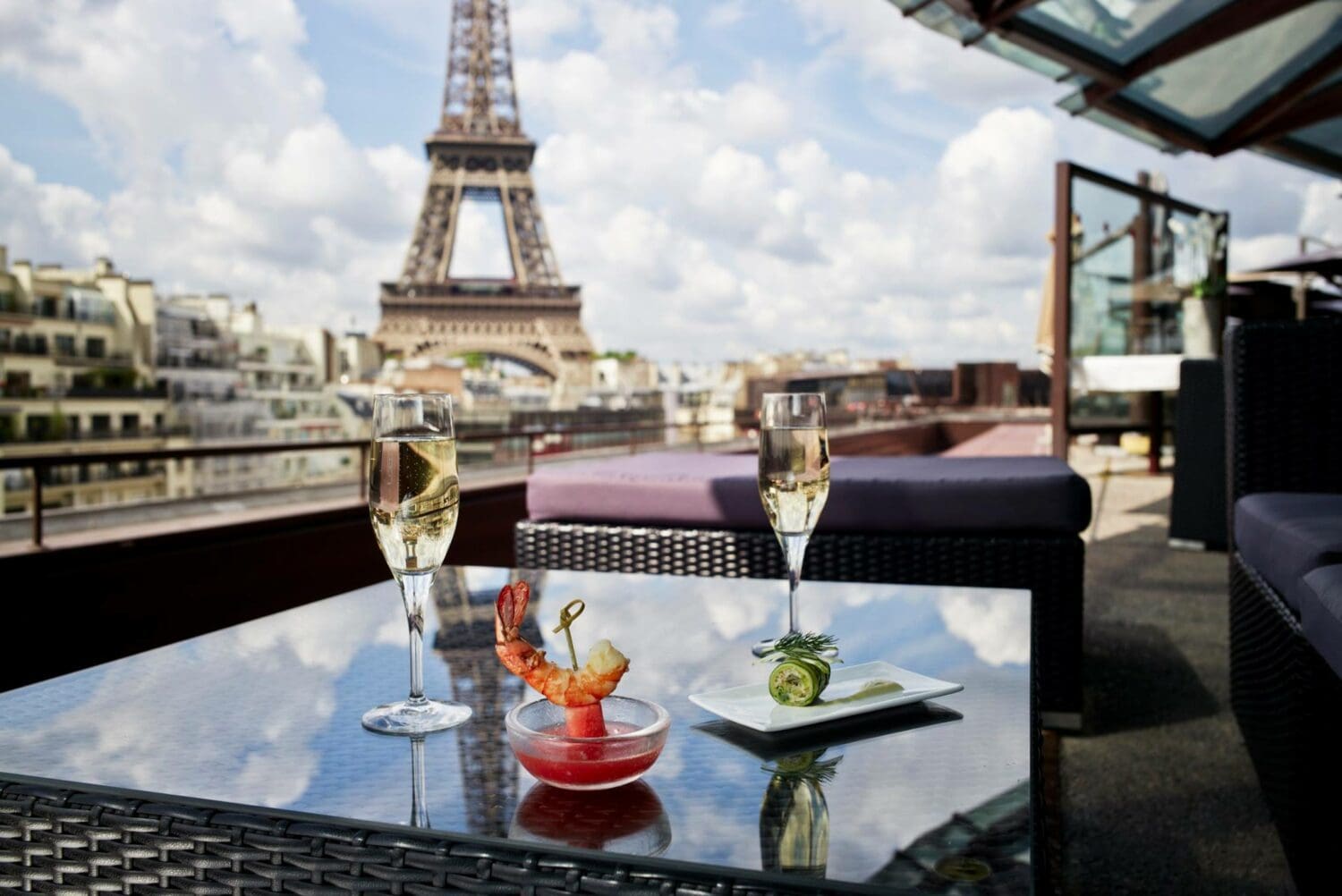 Top 6 Restaurants with View of Eiffel Tower | Best Paris Restaurants