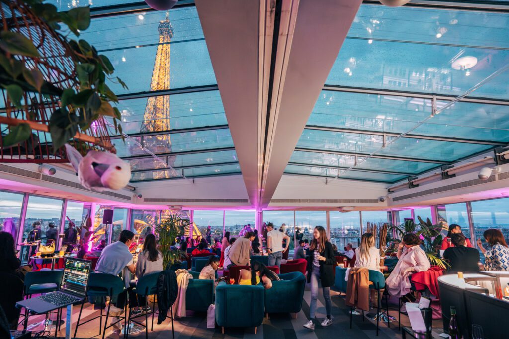 Toi toi mon toit - Pullman Paris Tour Eiffel