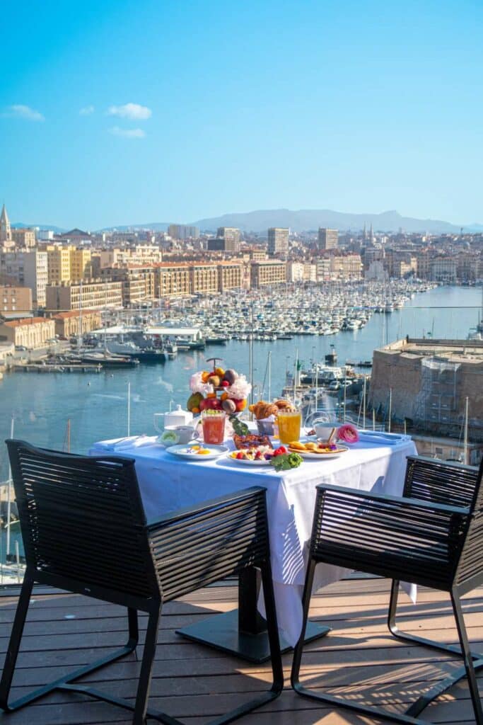 Rooftop - Sofitel Dantès Skylounge - Marseille - Toi Toi Mon Toit