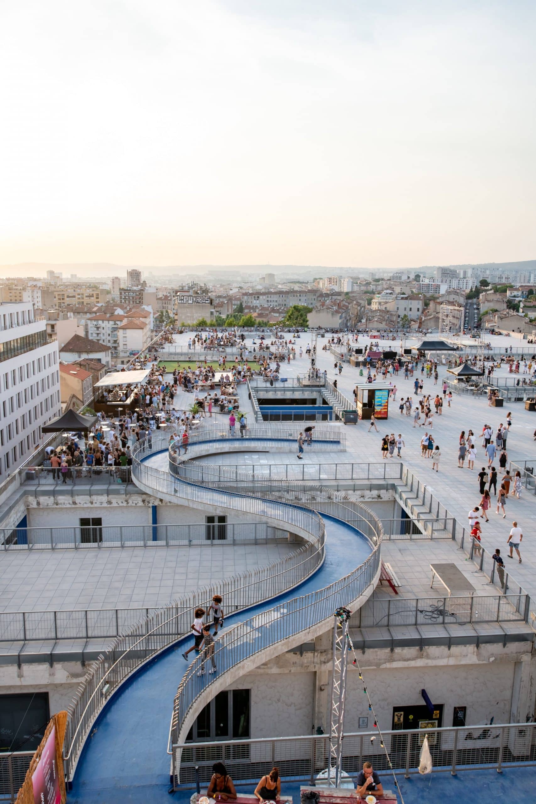 Rooftop - Le Toit de la Friche La Belle de Mai - Marseille - Toi Toi Mon Toit