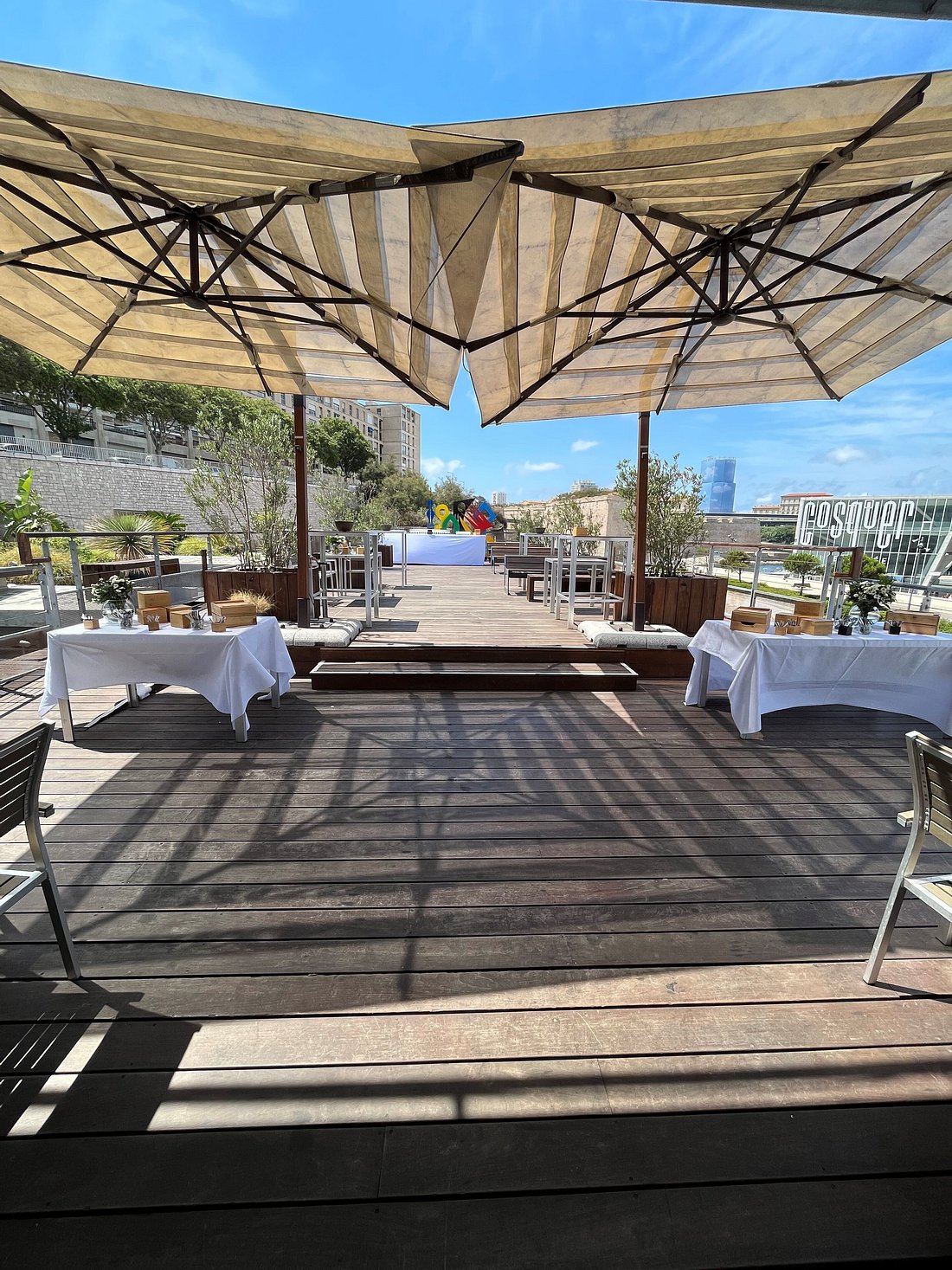 Rooftop - Regards Café - Marseille - Toi Toi Mon Toit